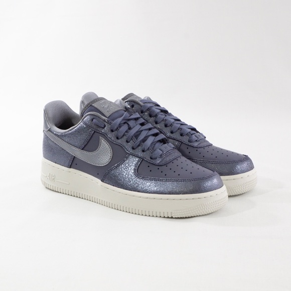 Nike Shoes - Nike Air Force 1 '07 Premium
